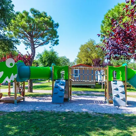 Del Garda Village And Campsite Peschiera del Garda
