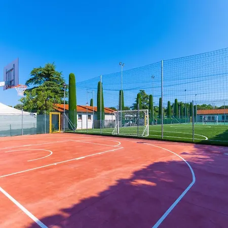 Campsite Del Garda Village And 4*