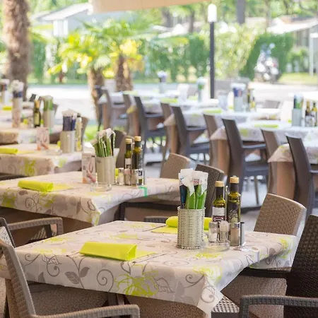 Campsite Del Garda Village And