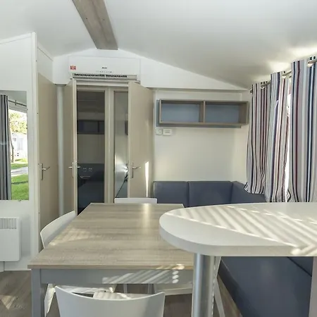 Campsite Del Garda Village And 4*