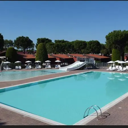 Del Garda Village And Campsite 4*