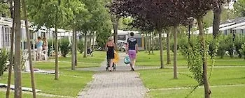 Del Garda Village And Campsite