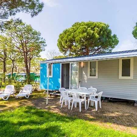 Del Garda Village And 4* Peschiera del Garda
