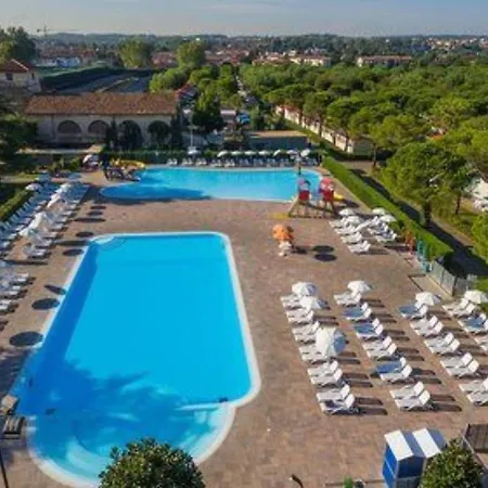 Campsite Del Garda Village And