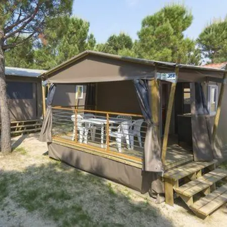 Del Garda Village And Campsite 4*