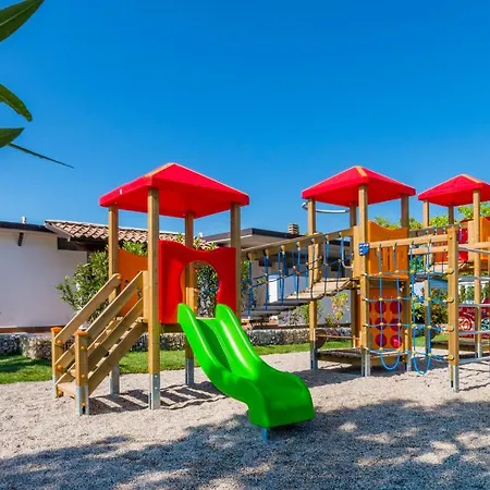 Camping Del Garda Village And Peschiera del Garda